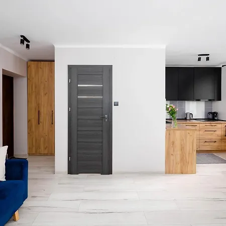 Vistula Grand Two-bedroom Ul Okrzei * Płock