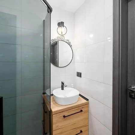 Apartment Vistula Grand Two-bedroom Ul Okrzei *